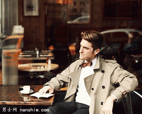 大衣都有那些分类?如何将大衣穿出走路生风的气魄?