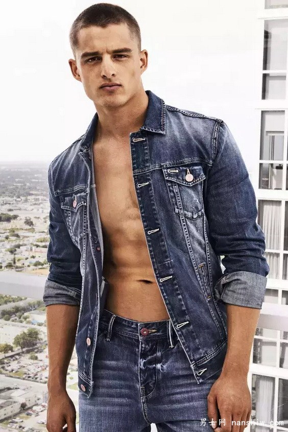 最专业的牛仔服饰卷边技巧