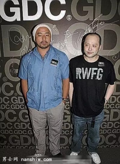 微胖男生怎么穿才显瘦？5招轻松就搞定！