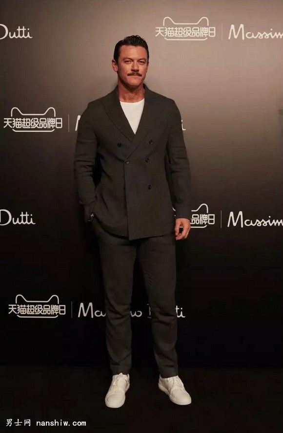 㳡| Massimo Dutti 2018ﶬʱװ֮Ǽα㳡װƪ