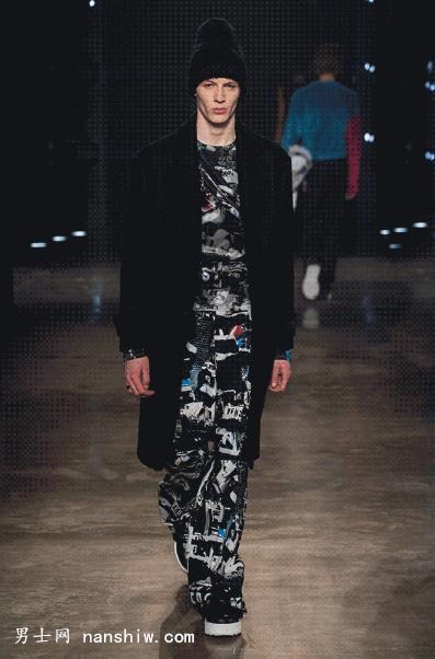㳡 | Versus Versace ﶬ2017ʱװ