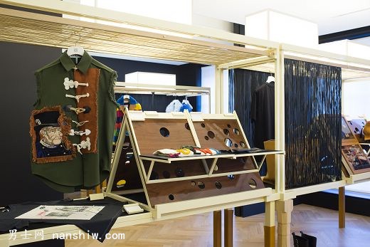 LOEWE 17ﶬװϵ 빤յĽ