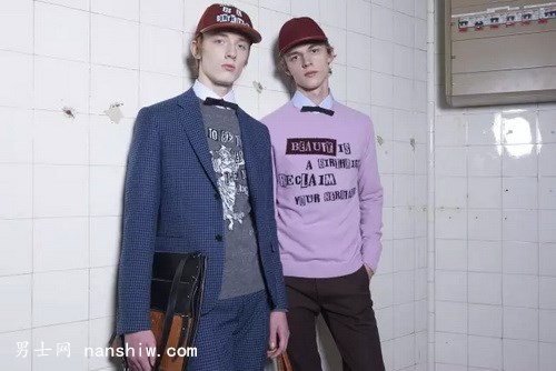 Valentino 2017ﶬ˱ 