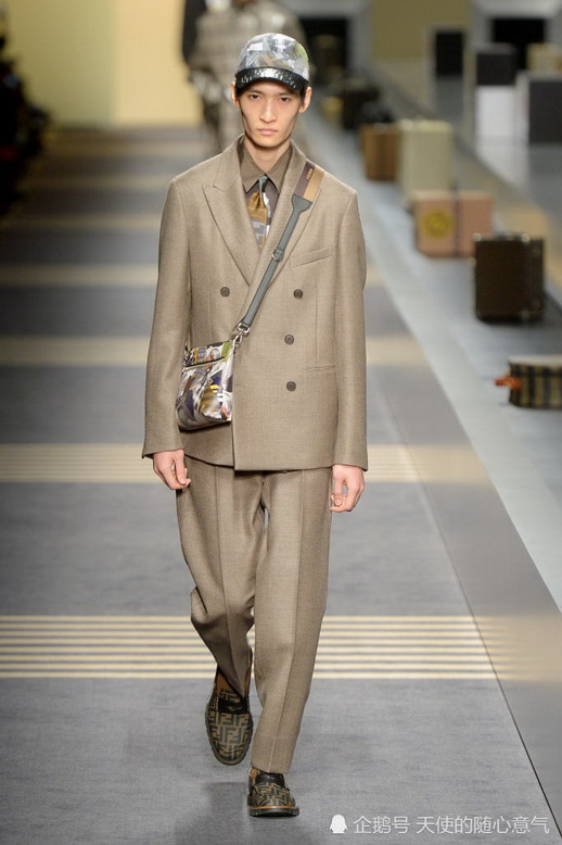 ҵFENDI 2018/19ﶬװ㣬