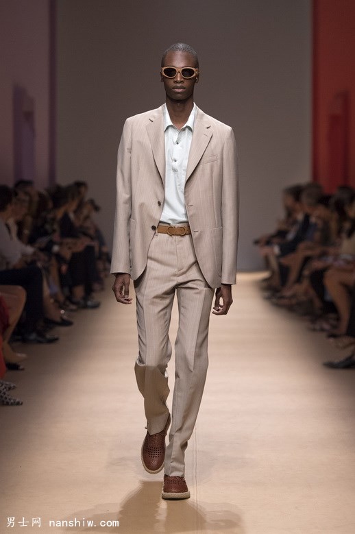 Salvatore FerragamoĽ2019װϵ