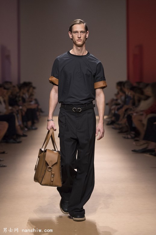 Salvatore FerragamoĽ2019װϵ