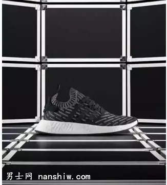 حadidas NMD R2 ٣