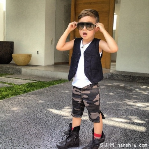 ɼСAlonso Mateo ʱн糱е䷶