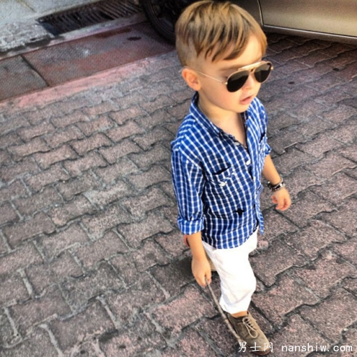 ɼСAlonso Mateo ʱн糱е䷶