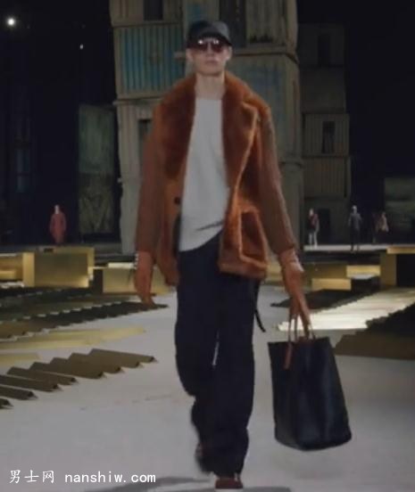 Ermenegildo ZegnaǣFall Winter 2017 fashion show