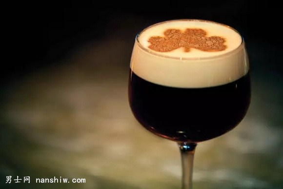 美酒+咖啡,正在风靡全球!你都造哪些?