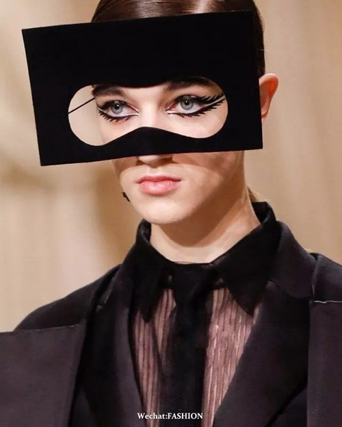 Christian Dior 2018ĸ߶ϵŮװ---ϸƪ