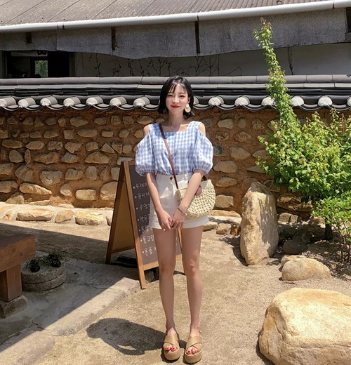 5ɫ䣬԰֪