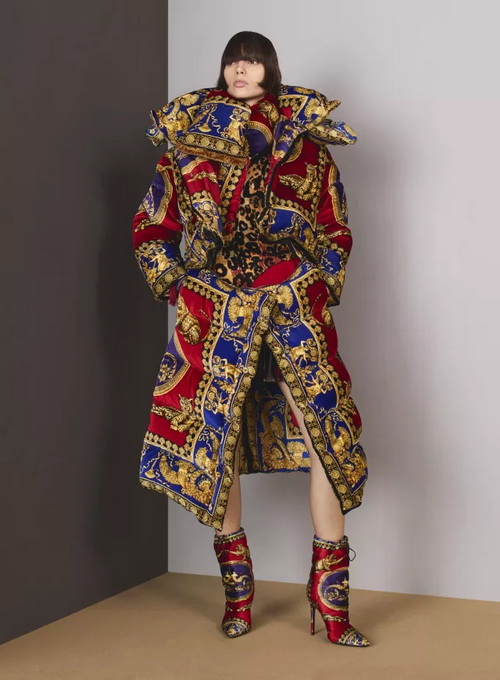 Versace˼2018ŮװϵУң̽