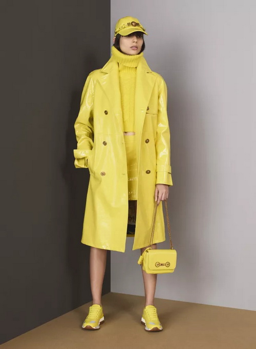 Versace˼2018ŮװϵУң̽