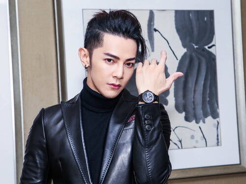 汪东城携手天王表X-MAN系列,缔造潮流新风尚