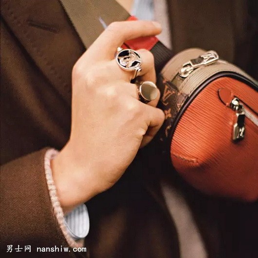 ·ǣLouis Vuitton2017ﶬװ