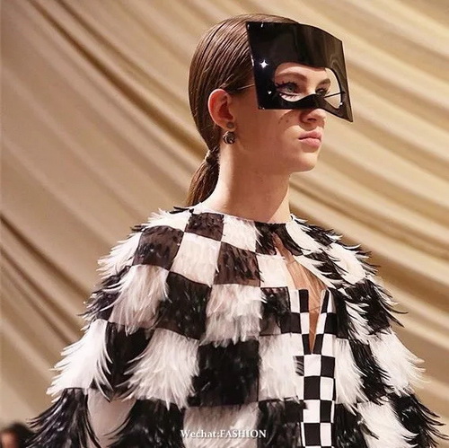 Christian Dior 2018ĸ߶ϵŮװ---ϸƪ