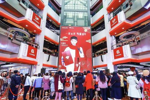 ������SonicareЯ�־������϶�����ʯ��ˢϵ����У�ů�Ĳ�ֹ�ڳ�