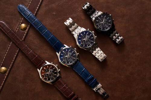 Խʱĥ EDIFICE EFB-670ϵлѸ黳