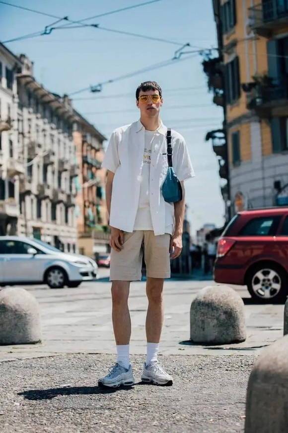 3种白色短袖衬衫的穿搭方式,这么好看能吸引女生注意